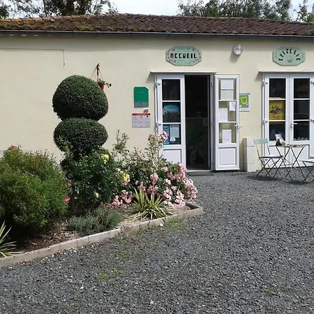 Camping L'ilot Des Marais Le Langon